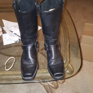 FRYE Harness 12 R, women's size 8